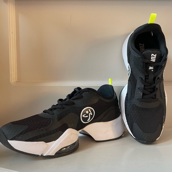 Zumba Air Stomp Size 9 Black - Picture 1 of 12